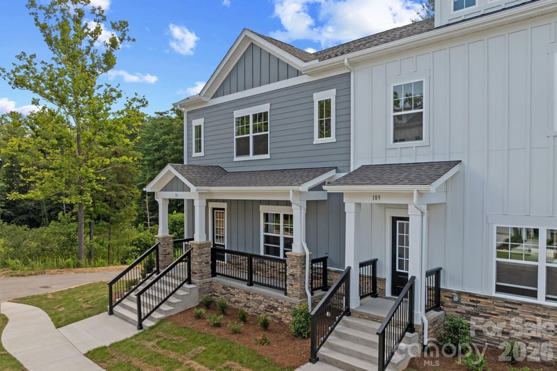 191 Cherry Springs Ln, Asheville, NC 28804