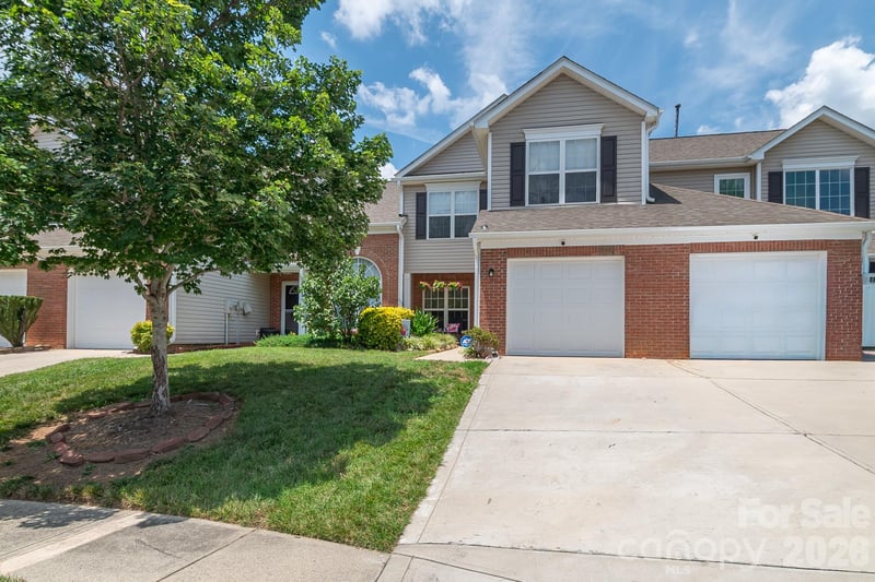 2713 Mill Valley Ct, Matthews, NC 28105