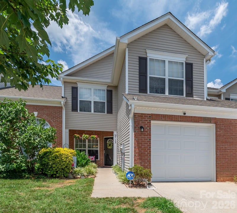 2713 Mill Valley Ct, Matthews, NC 28105