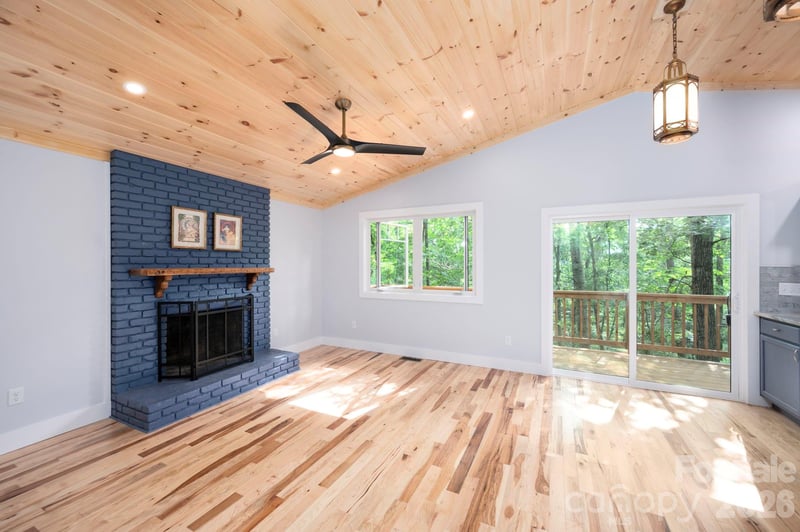 17 Woodhaven Pl, Asheville, NC 28805
