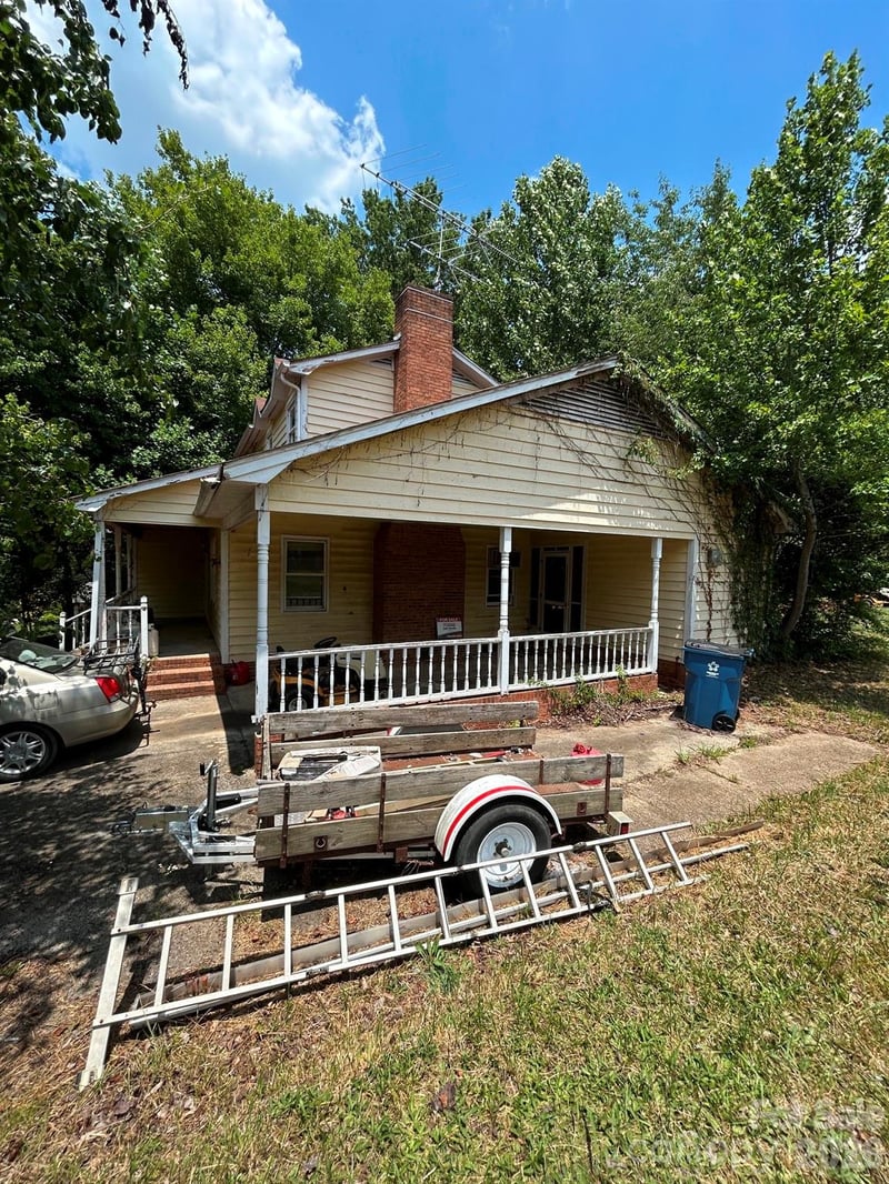 648 Tracy Ln, Gastonia, NC 28056