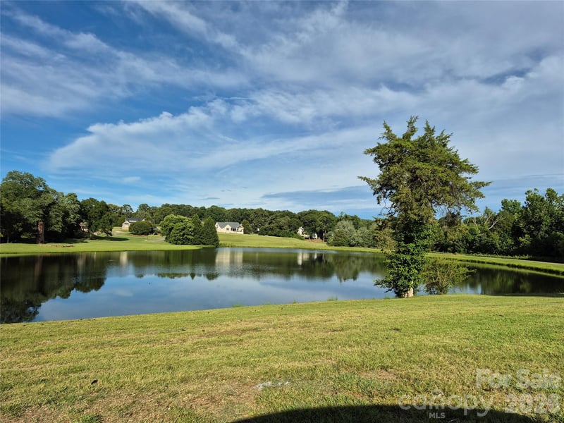1877 Cline Farm Rd, Lincolnton, NC 28092