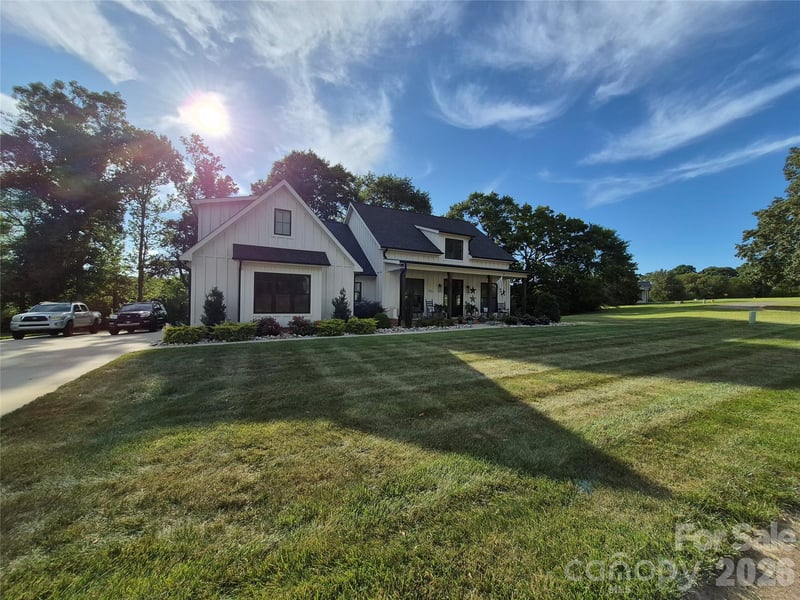 1877 Cline Farm Rd, Lincolnton, NC 28092