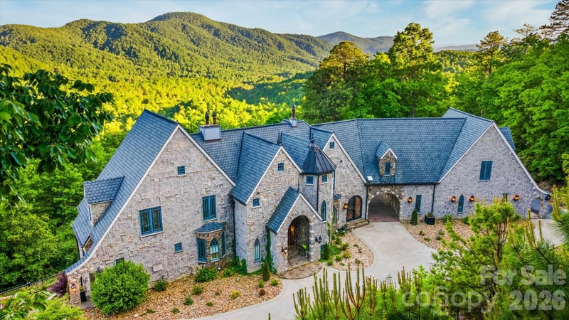 92 Bird Creek Estates Rd, Black Mountain, NC 28711