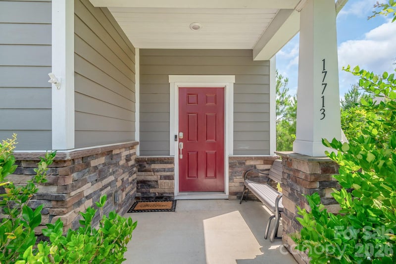 17713 Yarwill Ct, Charlotte, NC 28278