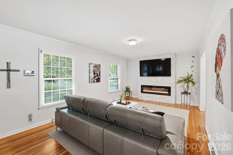 4515 Easthaven Dr, Charlotte, NC 28212