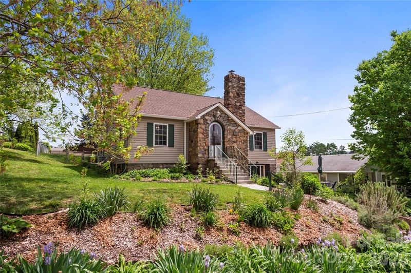 108 Patton Ave, Canton, NC 28716