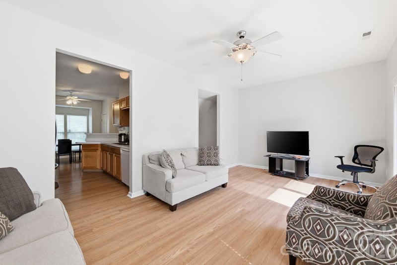 11018 Garden Oaks Ln, Charlotte, NC 28273