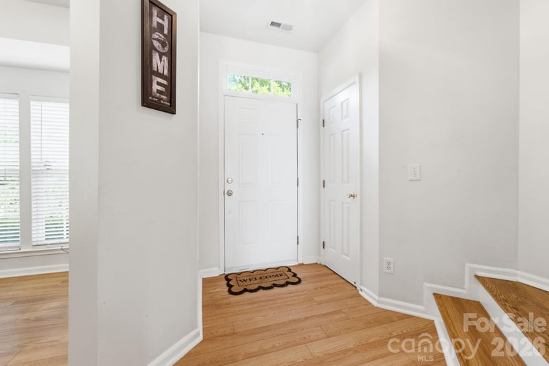 11018 Garden Oaks Ln, Charlotte, NC 28273