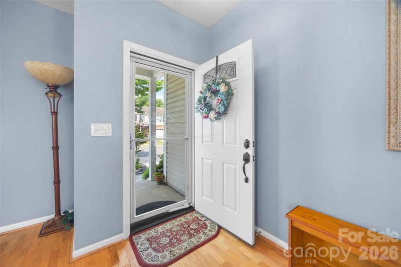 2025 Savannah Hills Dr, Matthews, NC 28105