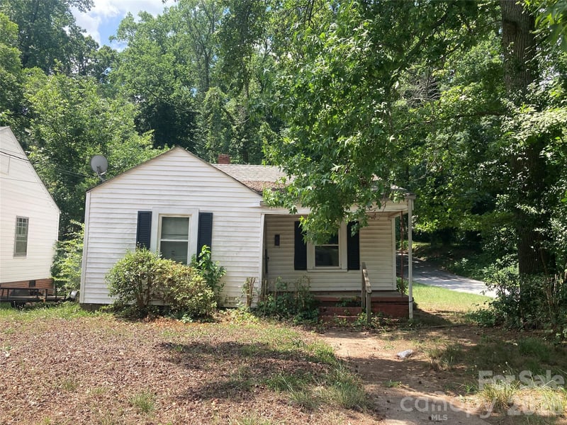 631 Elm St, Salisbury, NC 28144