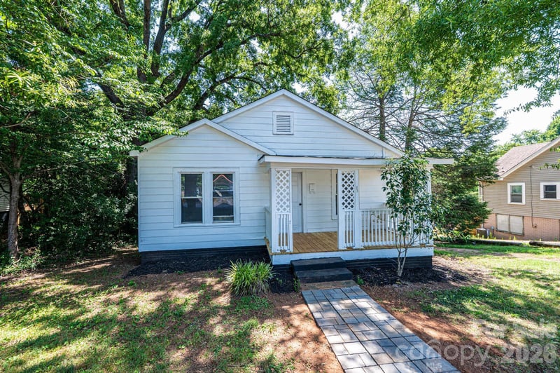 423 Davis Ave, Newton, NC 28658