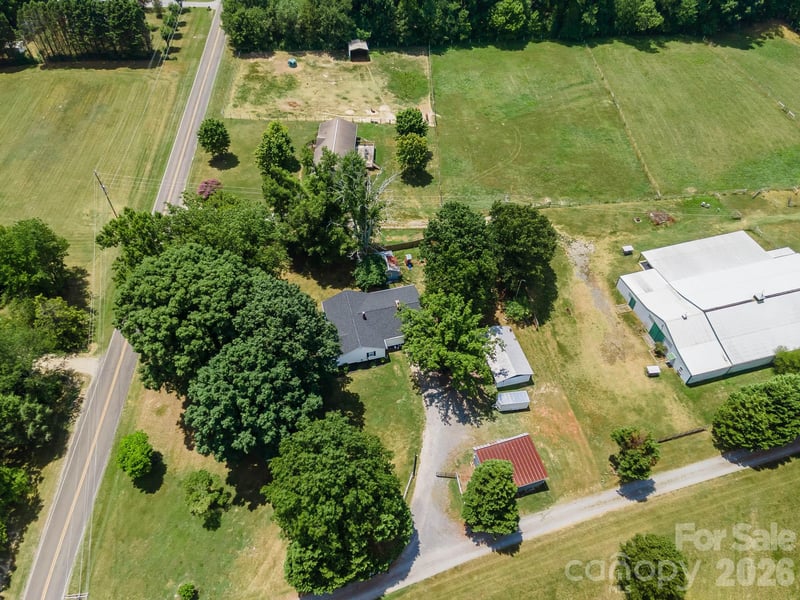 610 Helton Rd, Cherryville, NC 28021