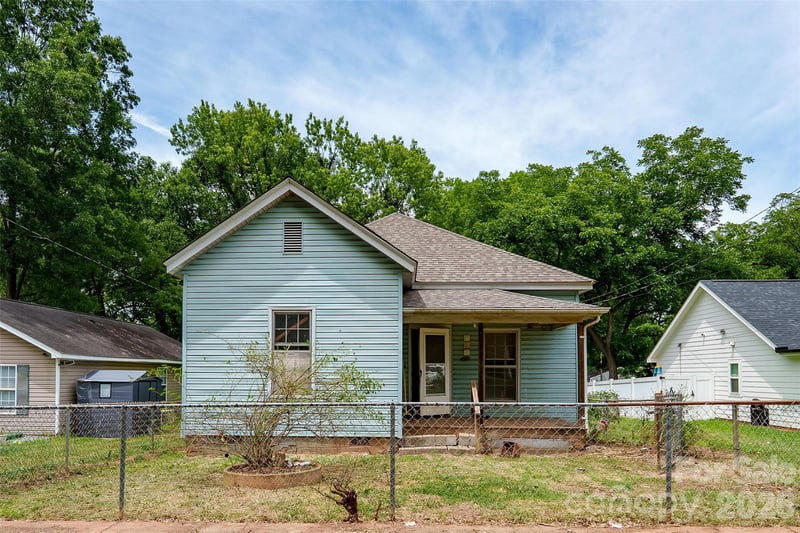 114 6th Ave, Gastonia, NC 28052