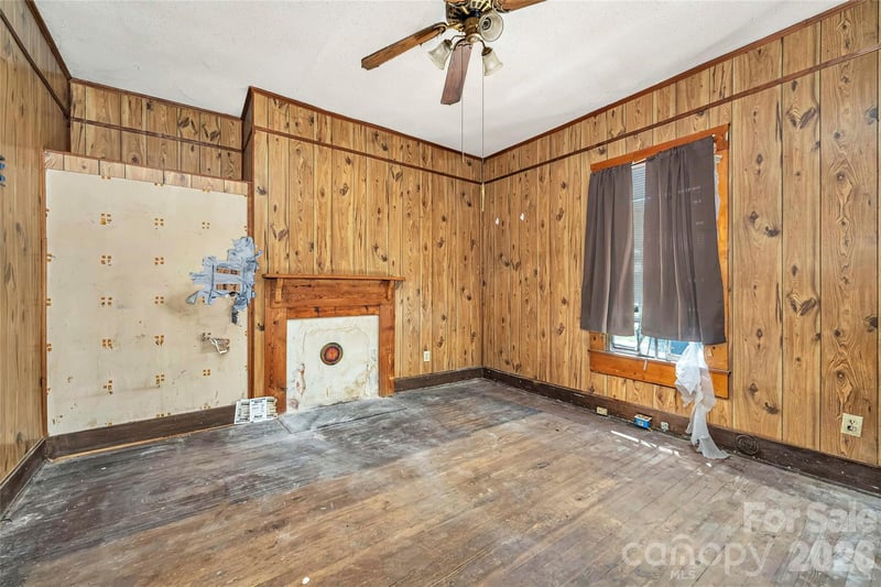 114 6th Ave, Gastonia, NC 28052