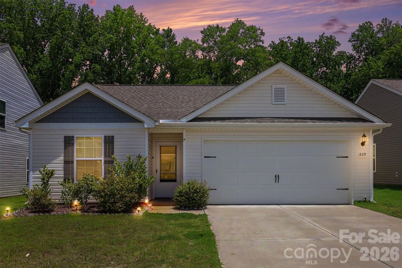 1329 Nia Rd, Charlotte, NC 28215
