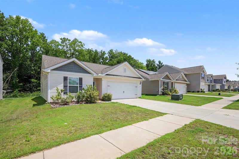 1329 Nia Rd, Charlotte, NC 28215