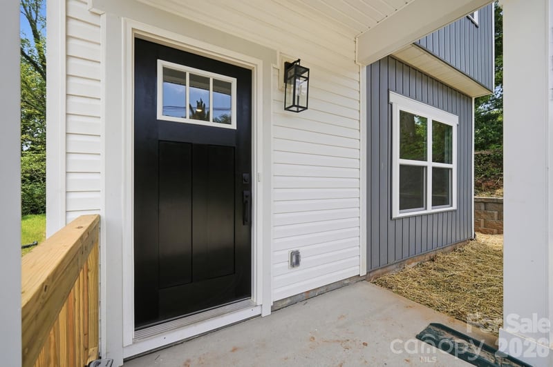114 7th Ave, Hickory, NC 28602