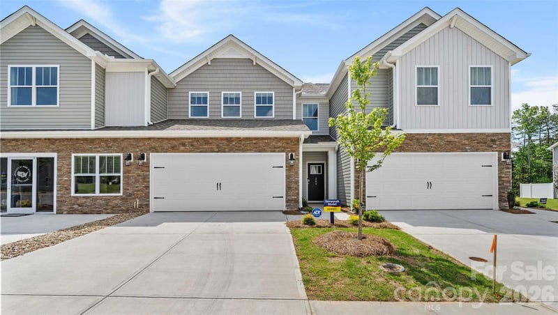 127 Sugg Trl, Weaverville, NC 28787