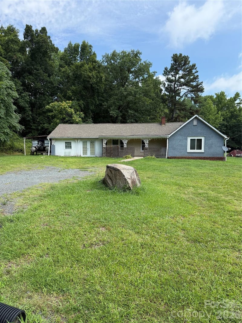 306 O C Pine Dr, Salisbury, NC 28146