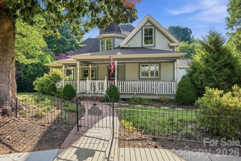 519 South St, Davidson, NC 28036