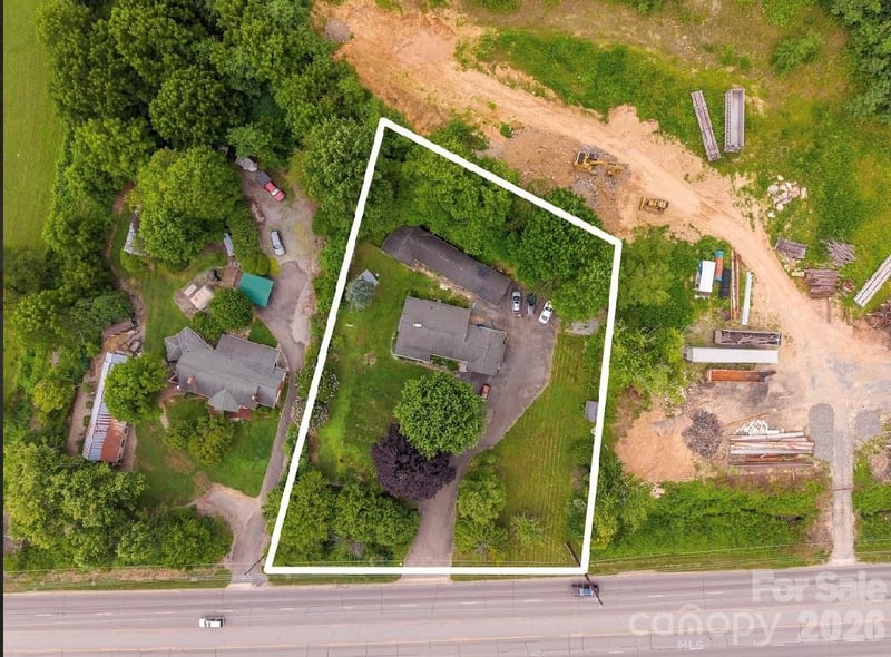 2541 Dellwood Rd, Waynesville, NC 28786