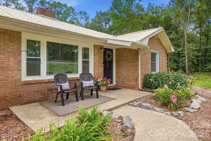1021 Wedgewood Rd, Lancaster, SC 29720