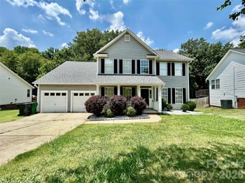 12119 Meadow Post Ln, Charlotte, NC 28269