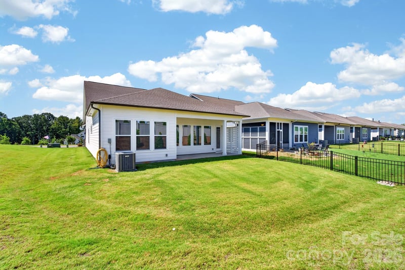 1306 Idyllic Ln, Waxhaw, NC 28173