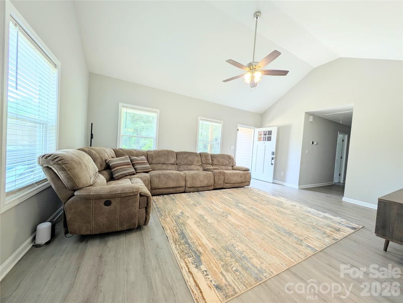 711 Guinn St, Clover, SC 29710