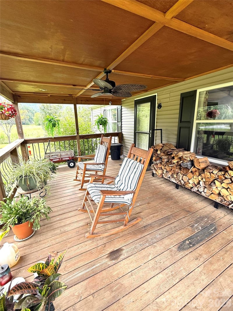 10755 Nc 209 Hw, Hot Springs, NC 28743