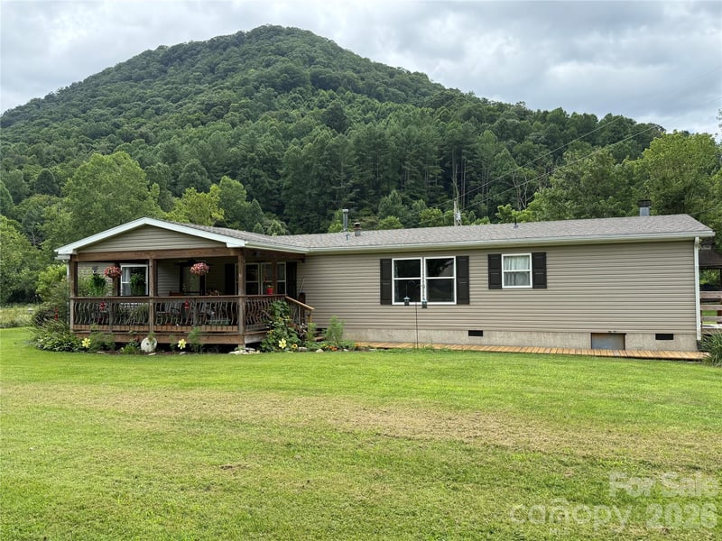 10755 Nc 209 Hw, Hot Springs, NC 28743
