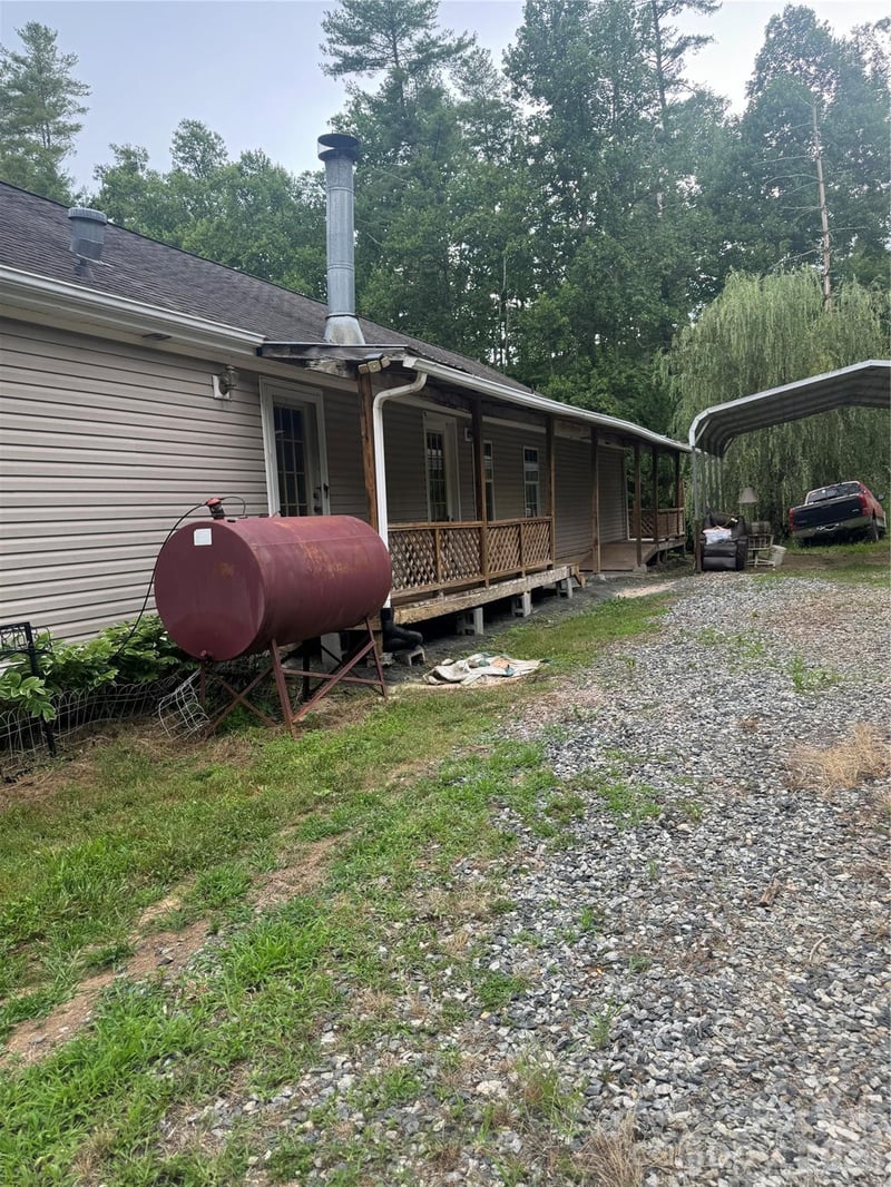 284 Paul Gosnell Rd, Marshall, NC 28753