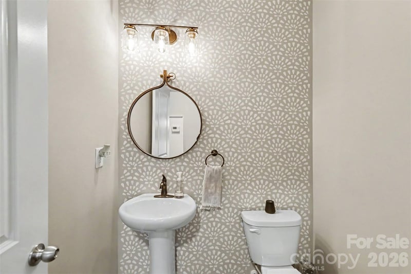 3471 Delaware Dr, Denver, NC 28037