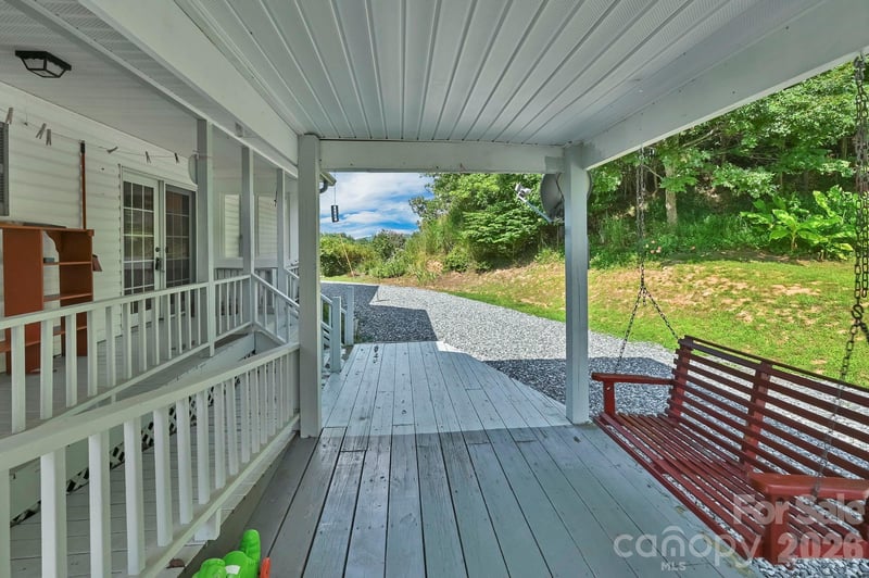 553 Morgan Branch Rd, Marshall, NC 28753