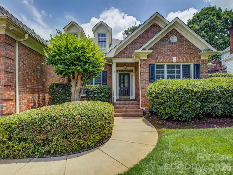 10119 Victoria Mill Ct, Charlotte, NC 28277