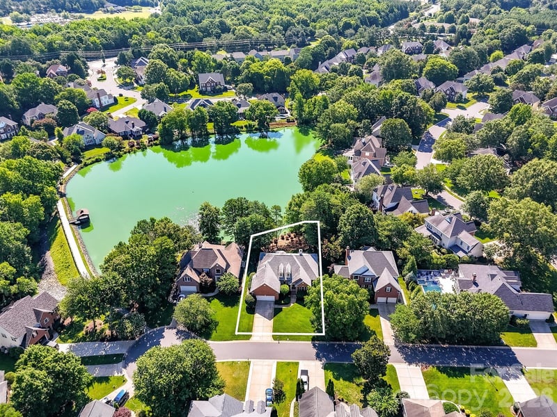 10119 Victoria Mill Ct, Charlotte, NC 28277