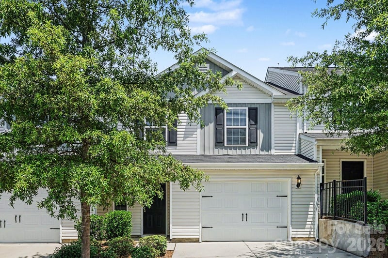 2240 Latimer Ln, Charlotte, NC 28214
