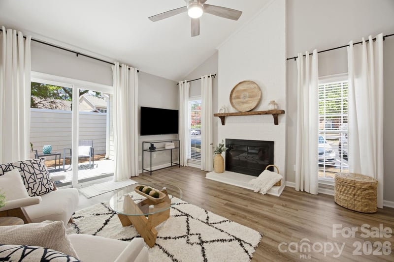 9126 Vicksburg Park Ct, Charlotte, NC 28210