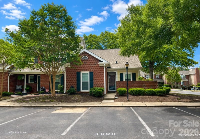 9126 Vicksburg Park Ct, Charlotte, NC 28210