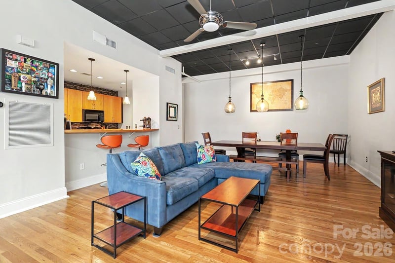 310 Arlington Ave #214, Charlotte, NC 28203