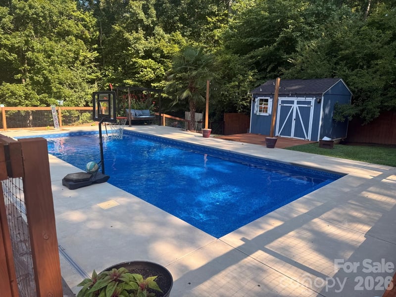 116 Shadywood Ln, Statesville, NC 28677