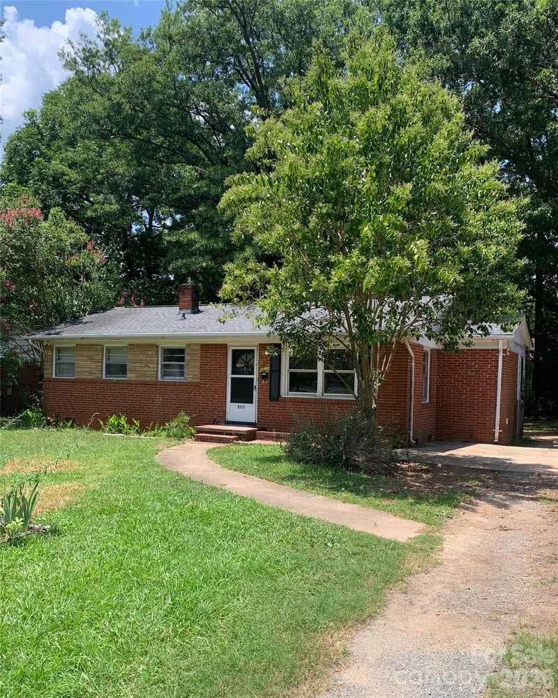 2336 Markham Ct, Charlotte, NC 28205