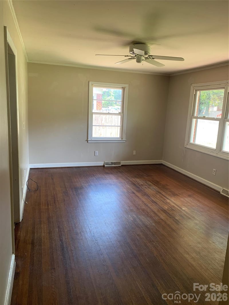 2336 Markham Ct, Charlotte, NC 28205