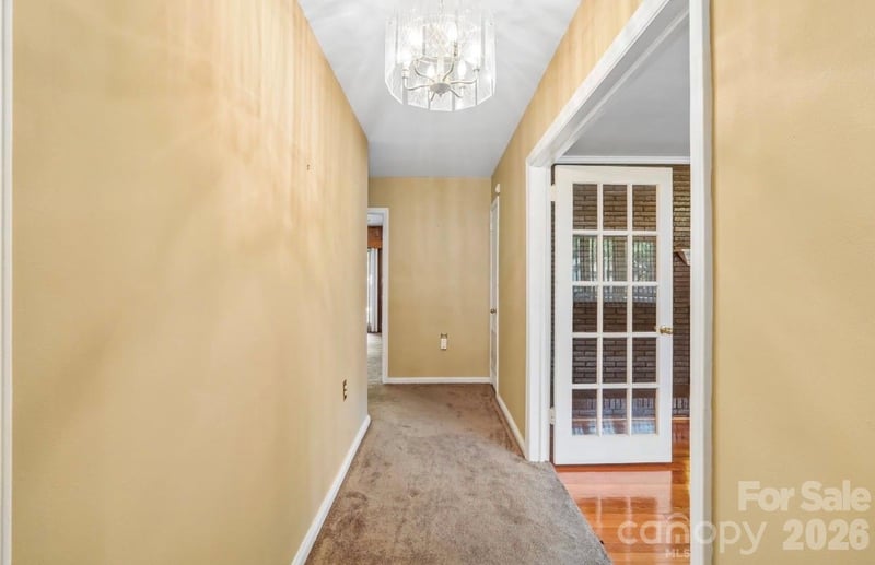 2819 Gardner Park Dr, Gastonia, NC 28054
