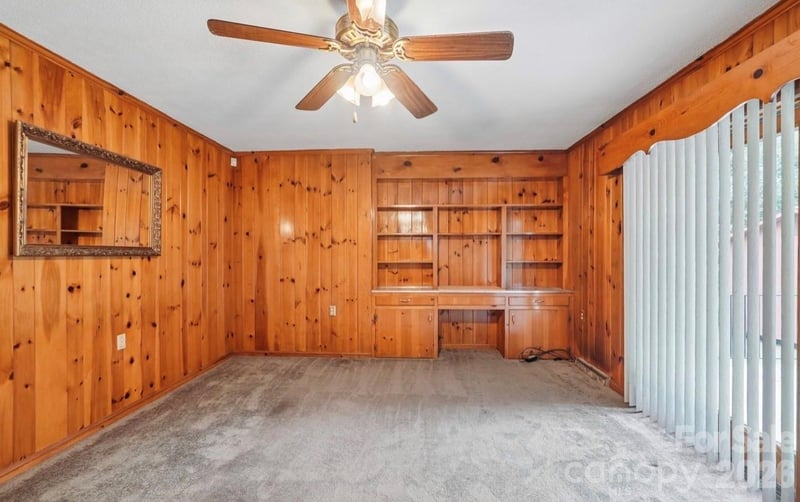 2819 Gardner Park Dr, Gastonia, NC 28054