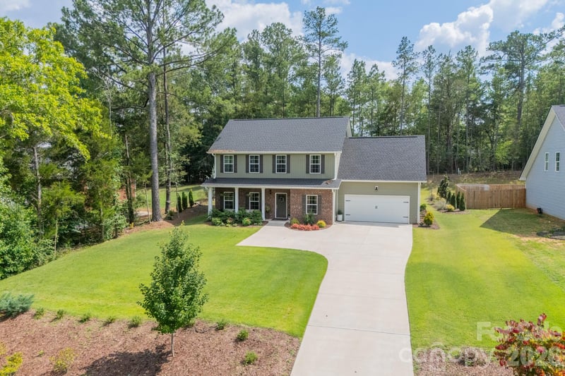 1977 Charles Ave, Lancaster, SC 29720