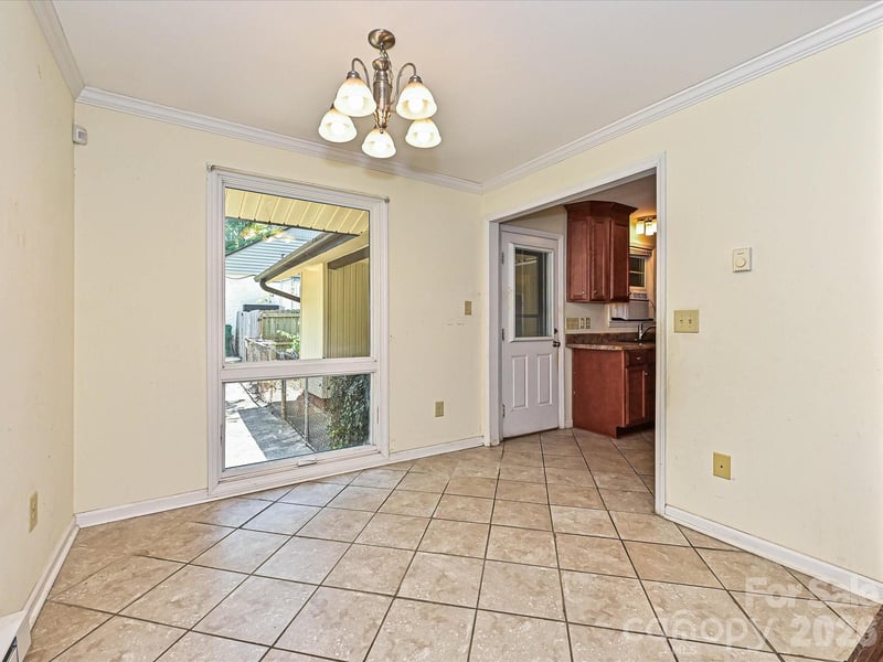 3000 Barfield Dr, Charlotte, NC 28217