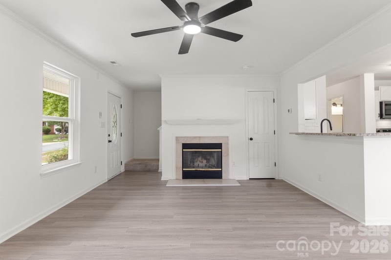 11125 Northwoods Forest Dr, Charlotte, NC 28214