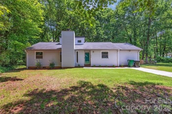 4506 Elm Field Ct, Charlotte, NC 28227